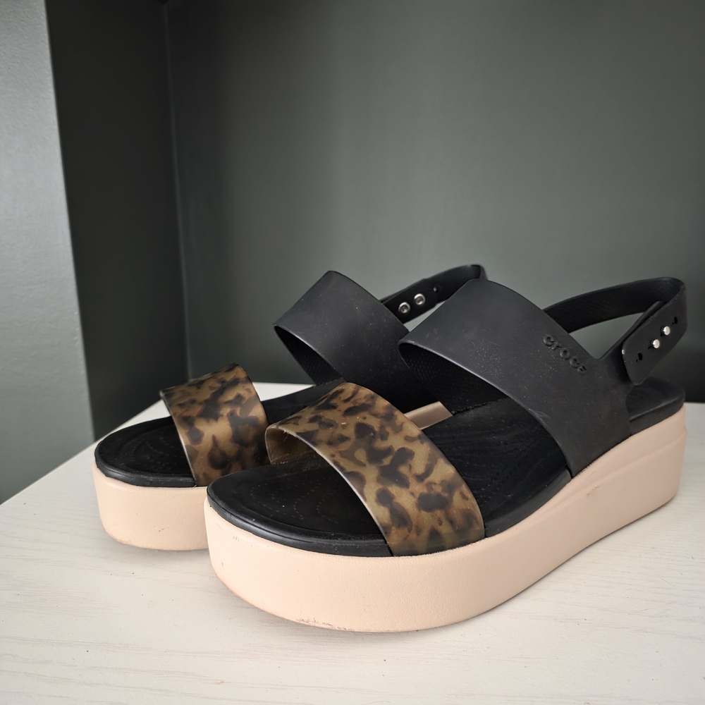 Crocs Brooklyn Low Wedge Sandal - Picture 2 of 5